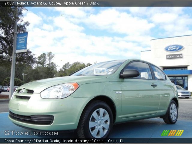 2007 Hyundai Accent GS Coupe in Apple Green
