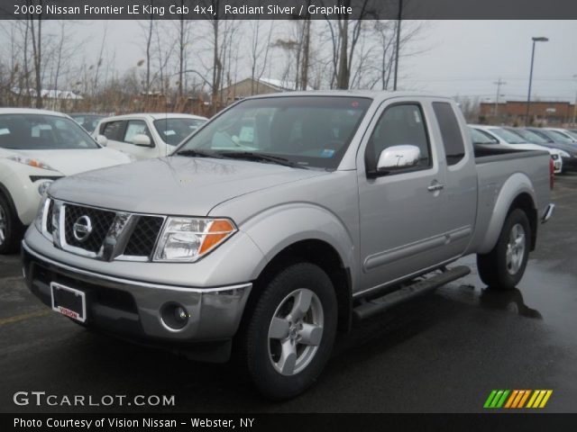 2008 Nissan Frontier LE King Cab 4x4 in Radiant Silver