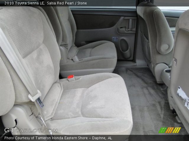 2010 Toyota Sienna LE in Salsa Red Pearl