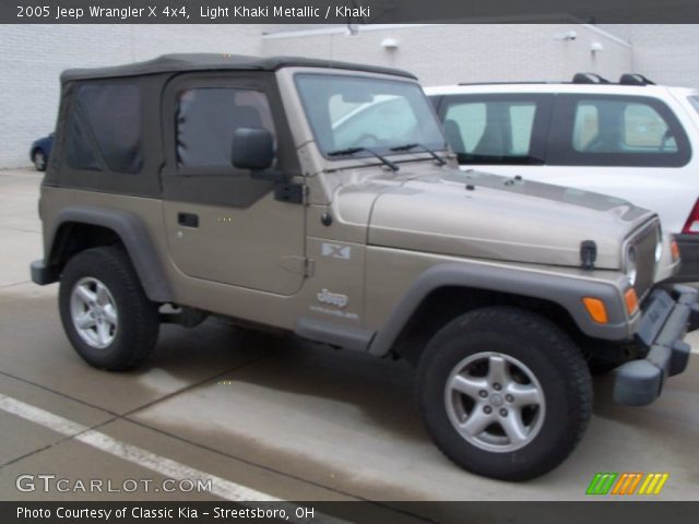 2005 Jeep Wrangler X 4x4 in Light Khaki Metallic