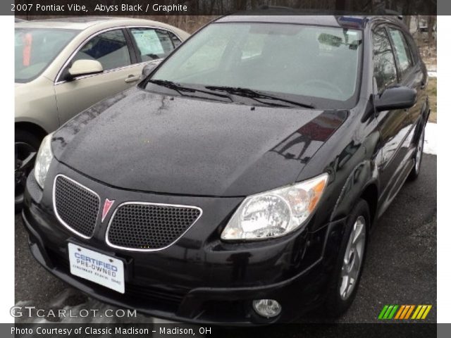 2007 Pontiac Vibe  in Abyss Black