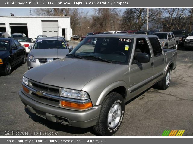 2004 Chevrolet S10 LS Crew Cab 4x4 in Light Pewter Metallic