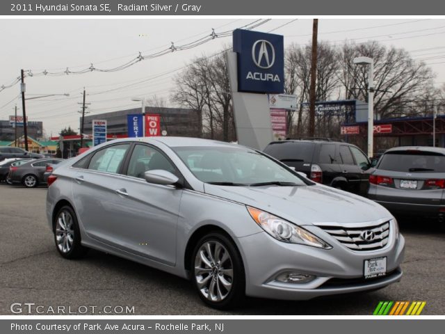 2011 Hyundai Sonata SE in Radiant Silver