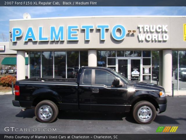 2007 Ford F150 XL Regular Cab in Black