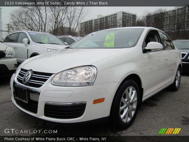 2010 Volkswagen Jetta SE Sedan in Candy White