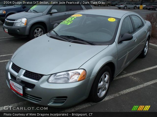 2004 Dodge Stratus SXT Sedan in Satin Jade Pearlcoat