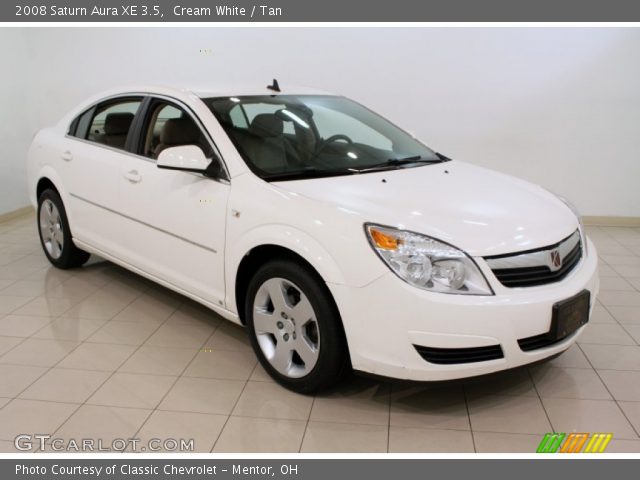 2008 Saturn Aura XE 3.5 in Cream White