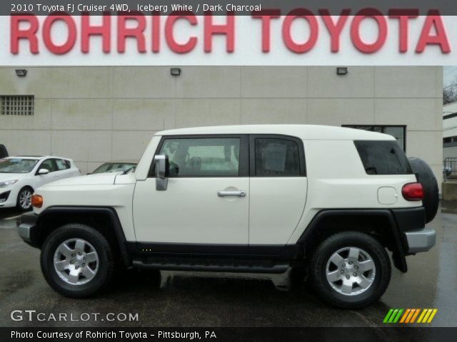 2010 Toyota FJ Cruiser 4WD in Iceberg White