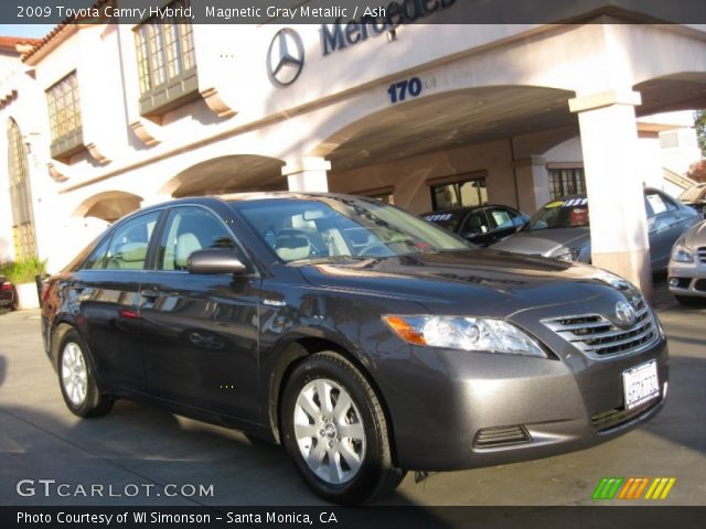 2009 Toyota Camry Hybrid in Magnetic Gray Metallic
