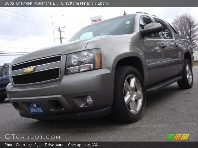 2009 Chevrolet Avalanche LT in Graystone Metallic