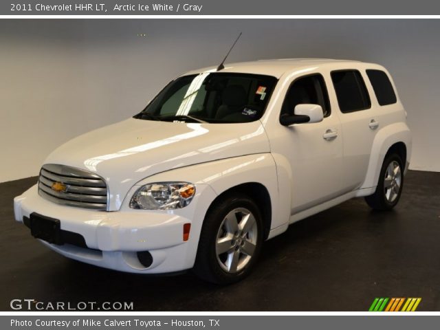 2011 Chevrolet HHR LT in Arctic Ice White