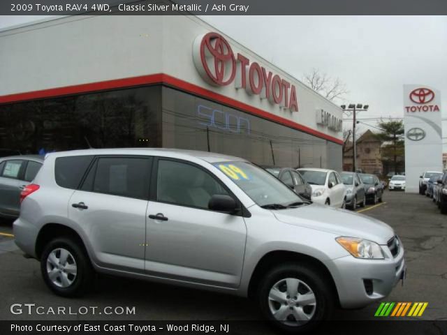 2009 Toyota RAV4 4WD in Classic Silver Metallic