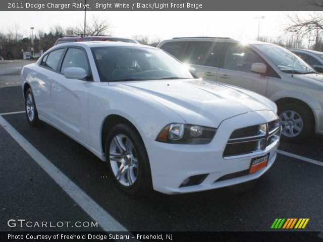 2011 Dodge Charger Rallye in Bright White