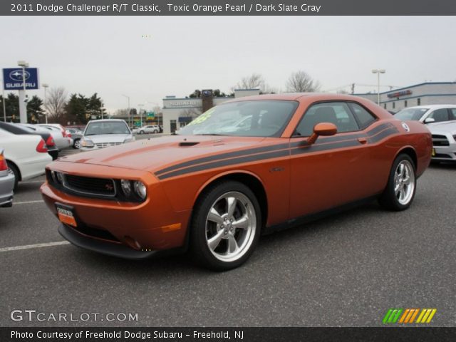 2011 Dodge Challenger R/T Classic in Toxic Orange Pearl
