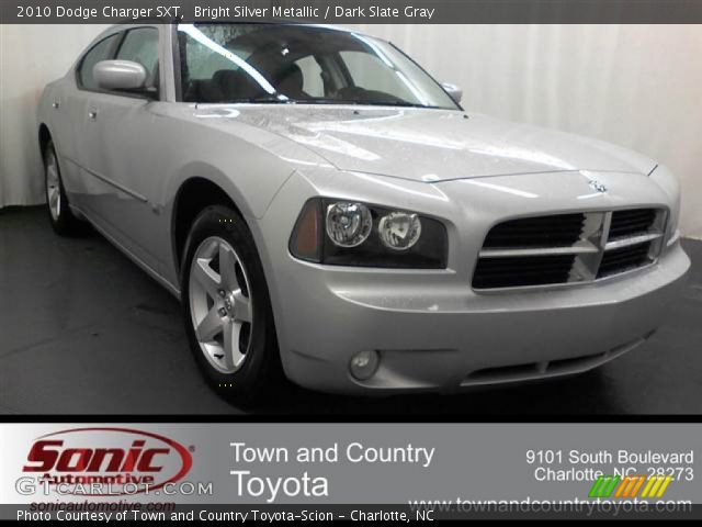 2010 Dodge Charger SXT in Bright Silver Metallic