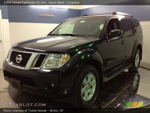 2008 Nissan Pathfinder SE 4x4 in Super Black
