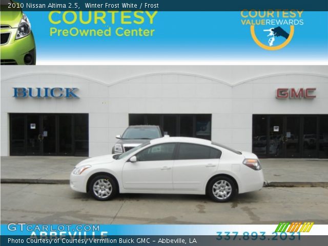 2010 Nissan Altima 2.5 in Winter Frost White