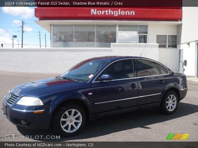 2004 Volkswagen Passat GLS Sedan in Shadow Blue Metallic