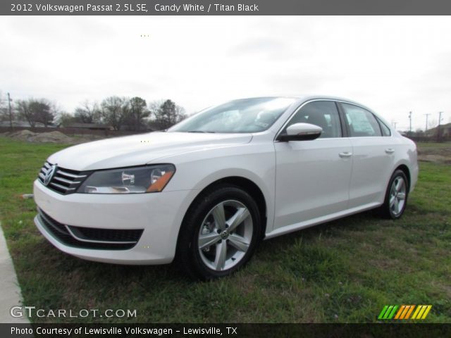 2012 Volkswagen Passat 2.5L SE in Candy White