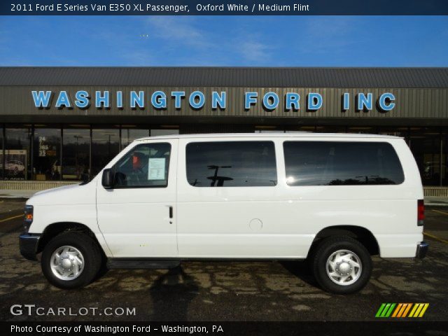 2011 Ford E Series Van E350 XL Passenger in Oxford White