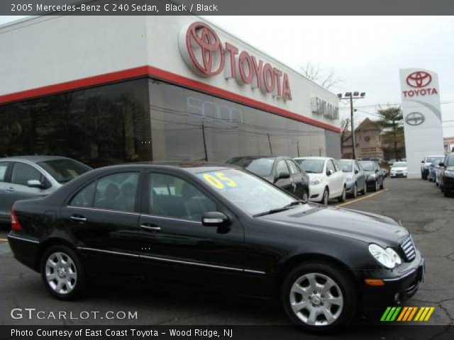 2005 Mercedes-Benz C 240 Sedan in Black