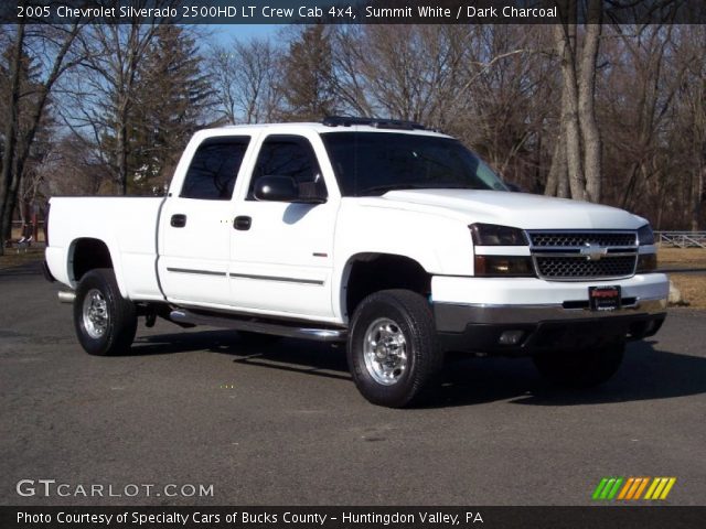 2005 Chevrolet Silverado 2500HD LT Crew Cab 4x4 in Summit White