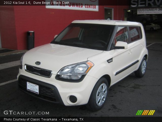 2012 Kia Soul 1.6 in Dune Beige