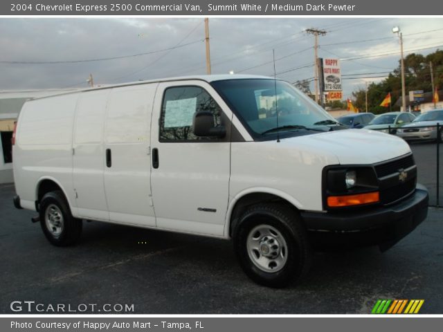 2004 Chevrolet Express 2500 Commercial Van in Summit White