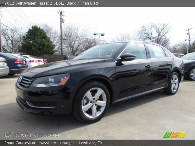 2012 Volkswagen Passat 2.5L SE in Black