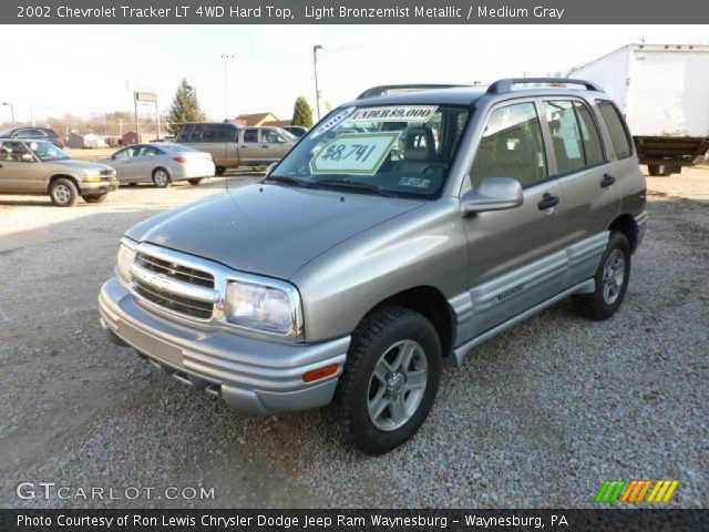 2002 Chevrolet Tracker LT 4WD Hard Top in Light Bronzemist Metallic