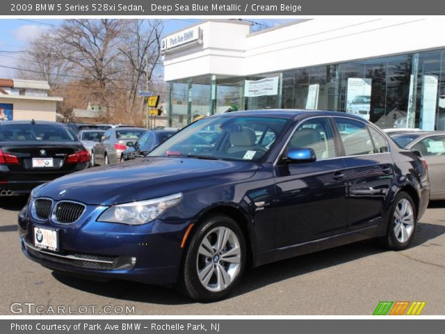 2009 BMW 5 Series 528xi Sedan in Deep Sea Blue Metallic