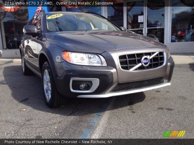 2010 Volvo XC70 3.2 AWD in Oyster Grey Metallic