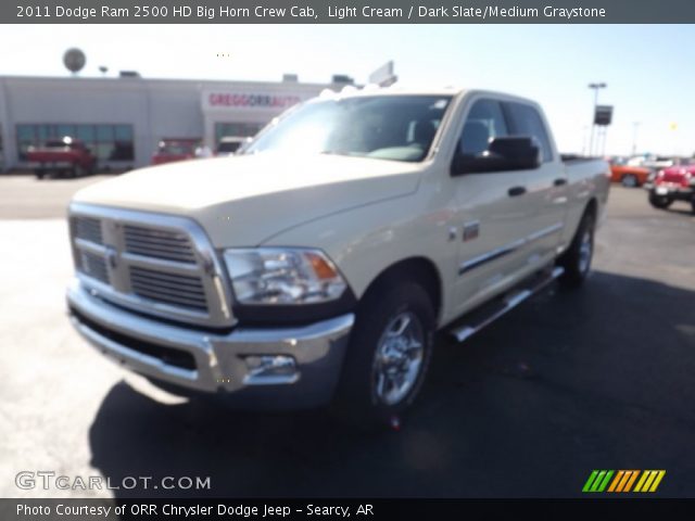 2011 Dodge Ram 2500 HD Big Horn Crew Cab in Light Cream