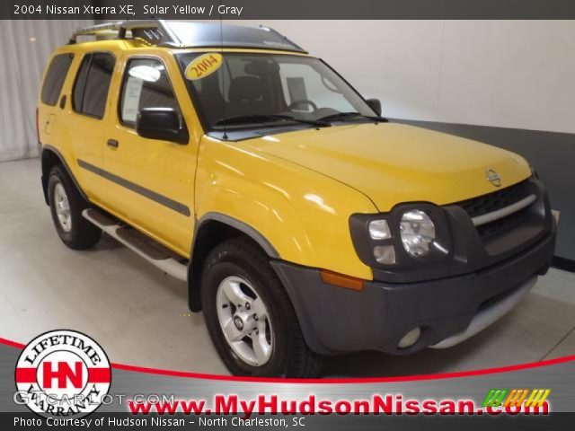 2004 Nissan Xterra XE in Solar Yellow