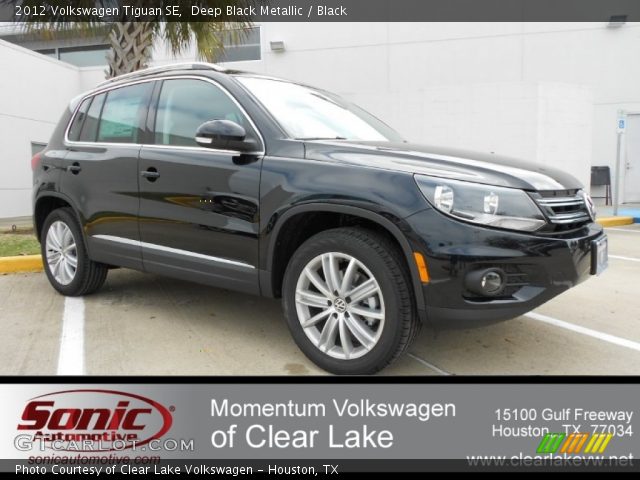 2012 Volkswagen Tiguan SE in Deep Black Metallic