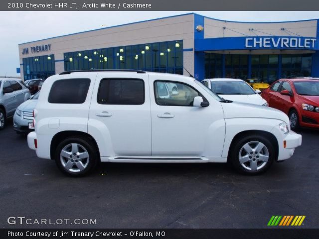 2010 Chevrolet HHR LT in Arctic White