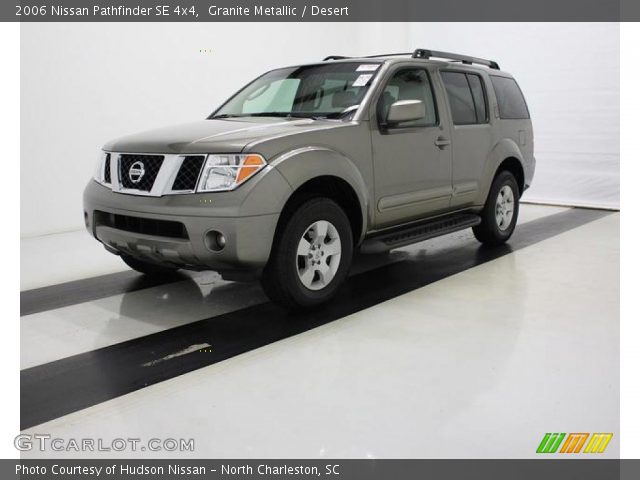 2006 Nissan Pathfinder SE 4x4 in Granite Metallic