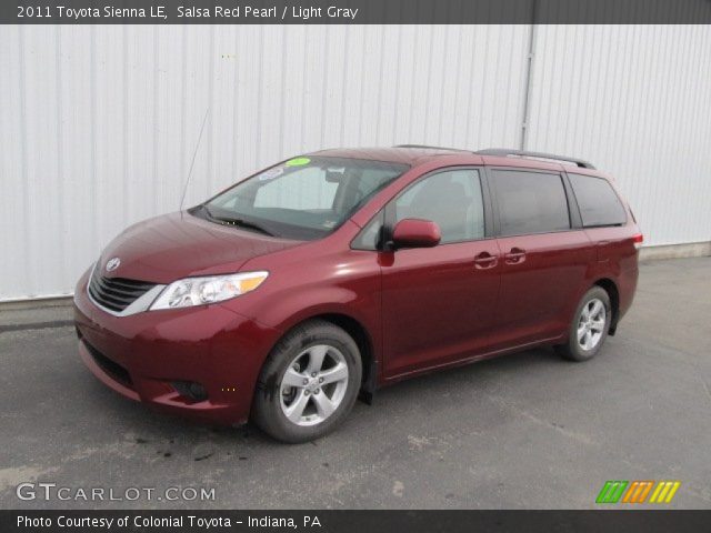 2011 Toyota Sienna LE in Salsa Red Pearl