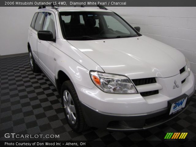2006 Mitsubishi Outlander LS 4WD in Diamond White Pearl