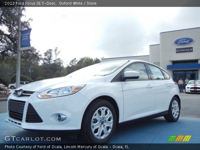 2012 Ford Focus SE 5-Door in Oxford White