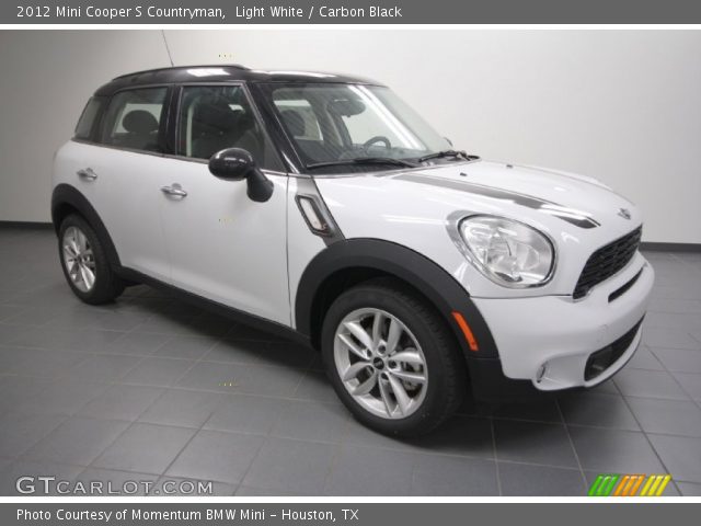 2012 Mini Cooper S Countryman in Light White