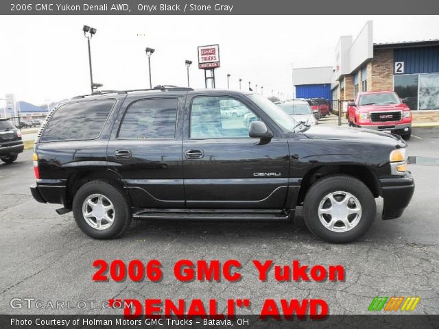 2006 GMC Yukon Denali AWD in Onyx Black