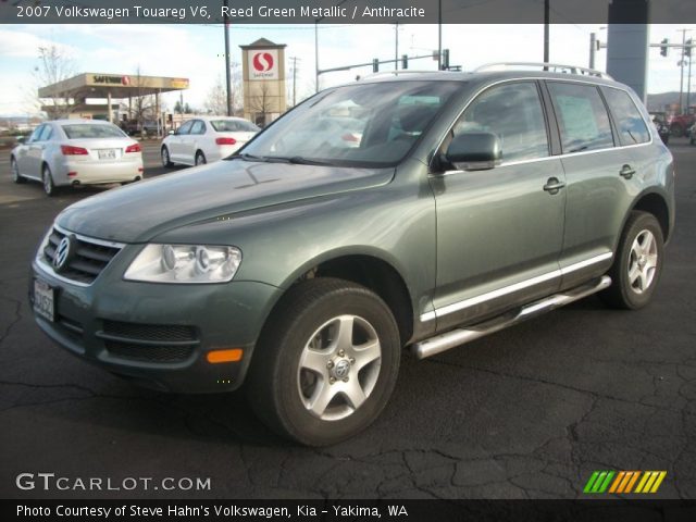 2007 Volkswagen Touareg V6 in Reed Green Metallic