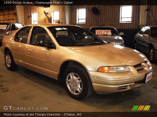 1999 Dodge Stratus  in Champagne Pearl