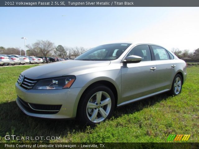 2012 Volkswagen Passat 2.5L SE in Tungsten Silver Metallic