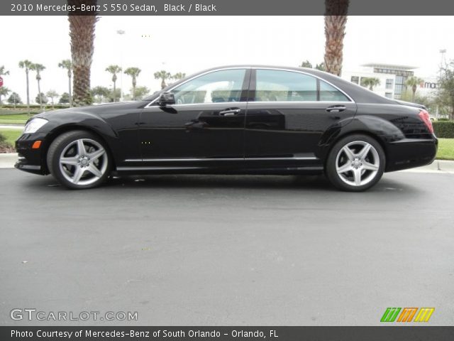 2010 Mercedes-Benz S 550 Sedan in Black