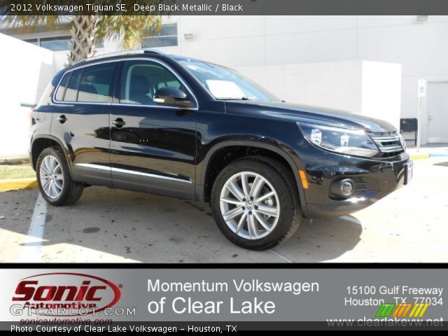 2012 Volkswagen Tiguan SE in Deep Black Metallic