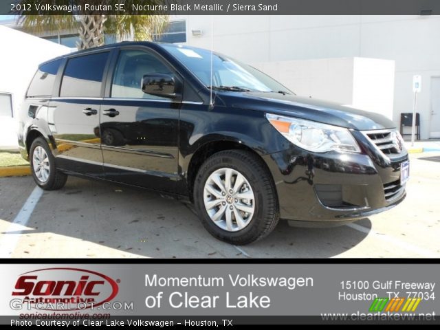 2012 Volkswagen Routan SE in Nocturne Black Metallic