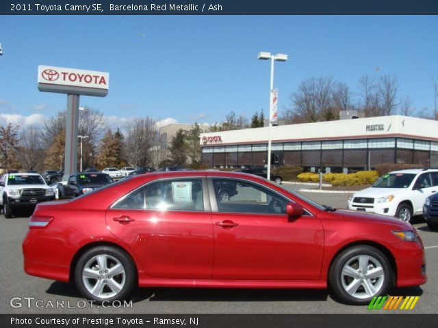 2011 Toyota Camry SE in Barcelona Red Metallic