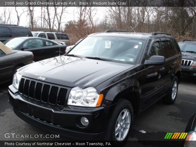 2006 Jeep Grand Cherokee Laredo 4x4 in Black